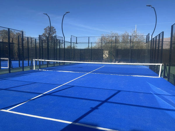 Image of a tennis court for Adult Tennis Classes at Tucson Racquet & Fitness Club